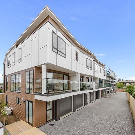 Waverly Place - Unique One Room Apartment Orewa Exterior foto